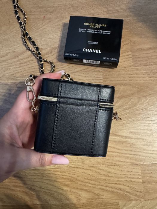 Chanel Beauty geanta cosmetice