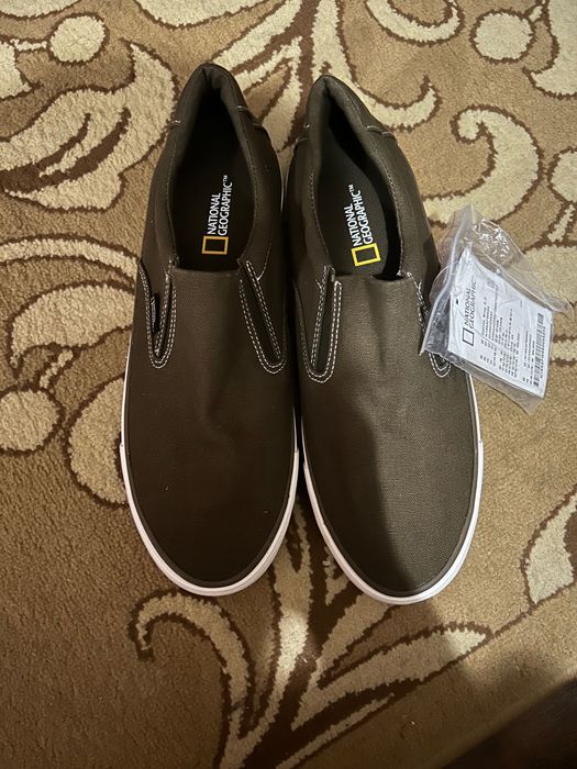 Продаются кеды фирменные