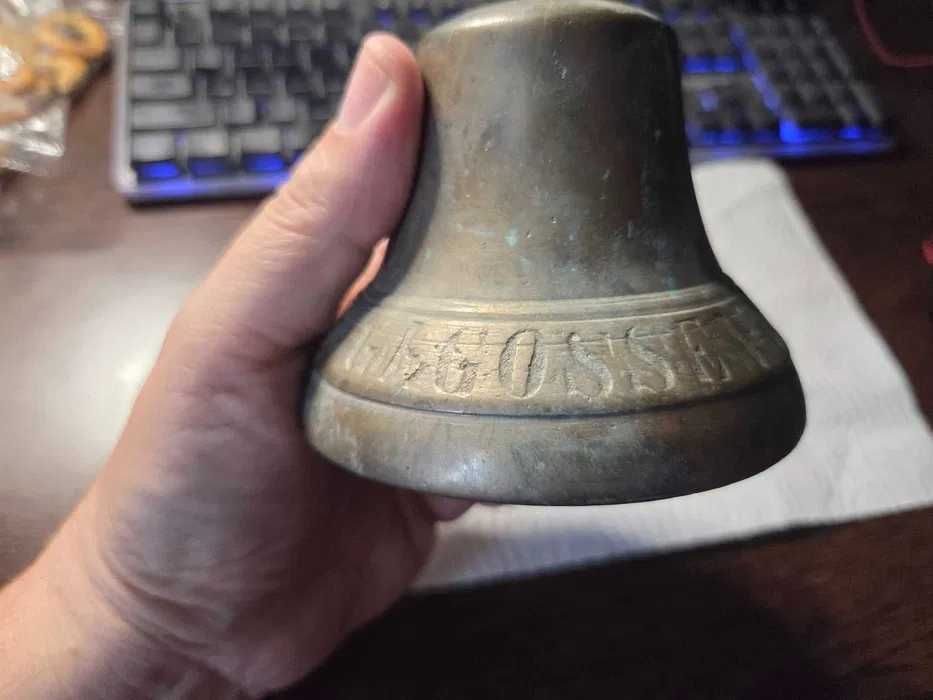 Lot vintage de 13 clopote si clopotei diferiti