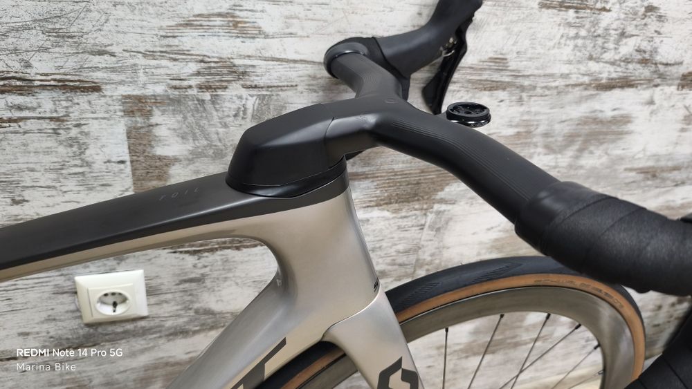 Карбонов шосеен велосипед Scott Foil RC30 Disc Ultegra Duke Racing | S