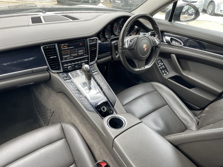 Porsche Panamera - Face•Lift - 2015 - 3.0 Diesel - 300 CP - Automata