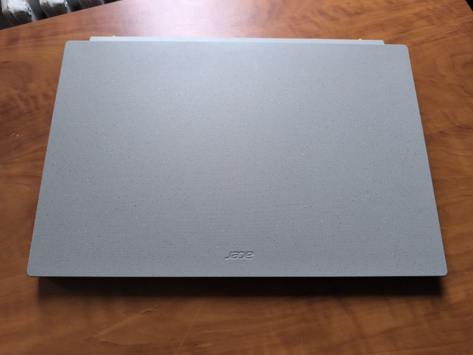 Laptop Eco-Friendly Acer Aspire Vero AV15-52 – Intel i5 Gen 12, 8GB RA