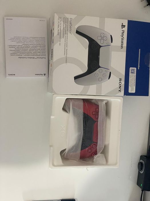 Controller DualSense PlayStation 5 – stare ca nou!