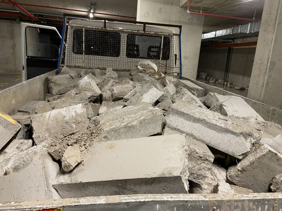 Кърти Чисти Извозва