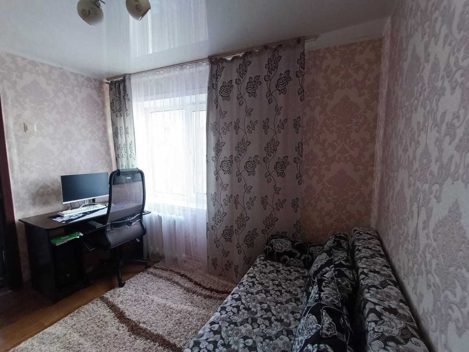 продам 2-х комн квартиру на Дом Печати