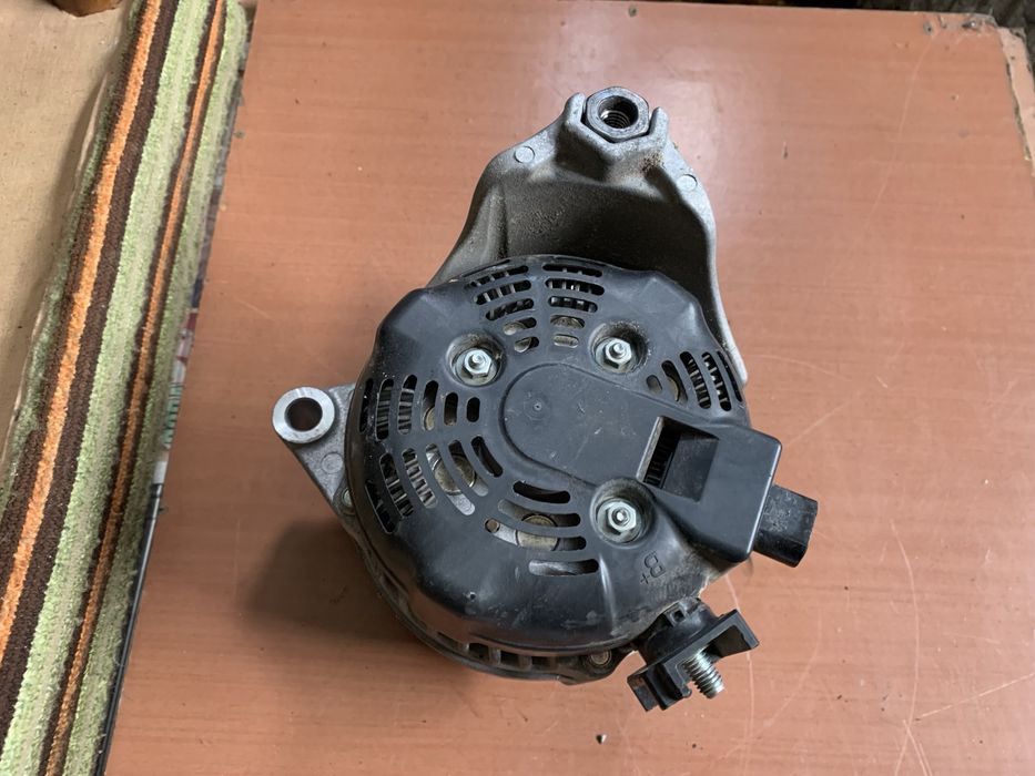 Алтернатор за bmw