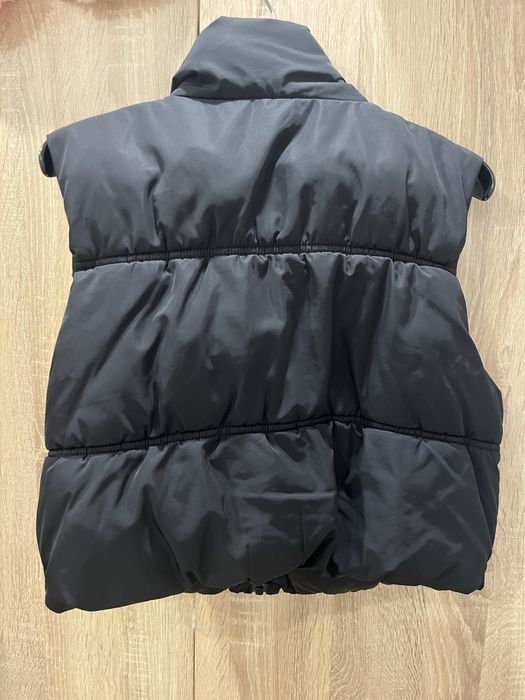 Черна дамска грейка(елек)на H&M