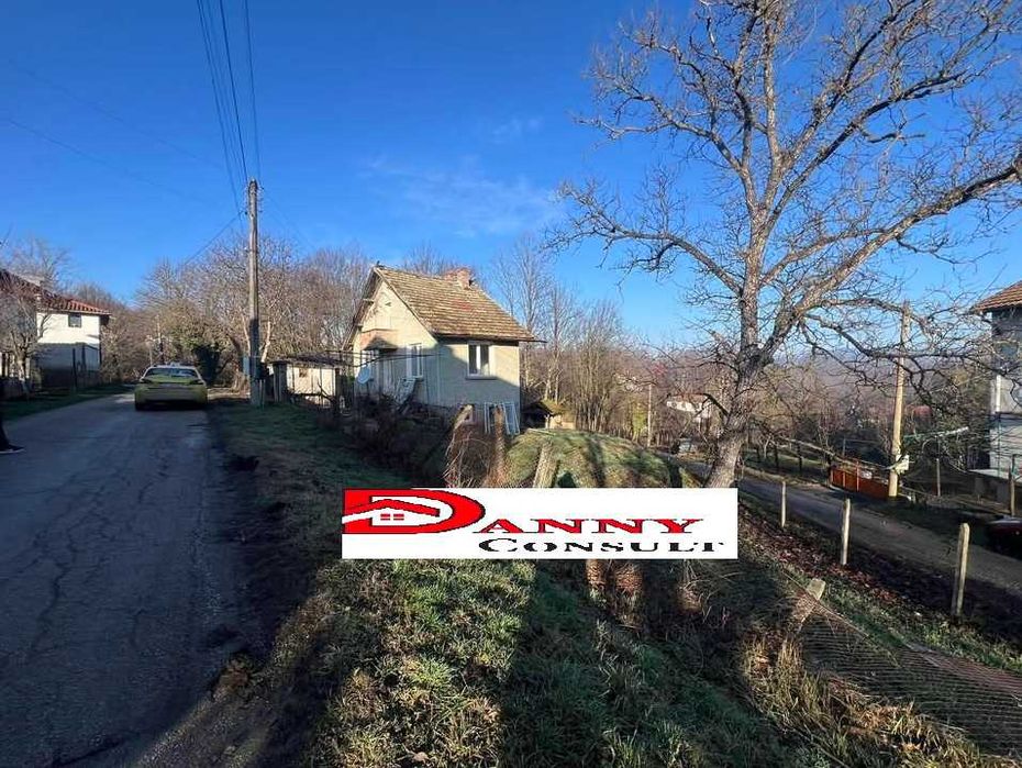 Продава се Къща в Велико Търново, Акация - 60 кв.м за 334 €/кв.м - Снимка #1