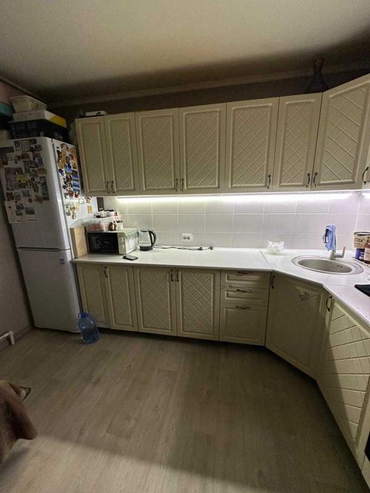 1 ком 8 мкр бывшее МСО 9,5 млн