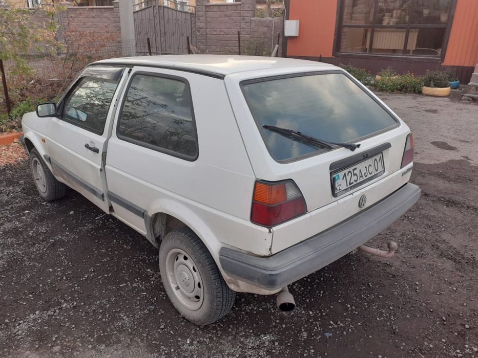 Продам раритетного немца гольф 2