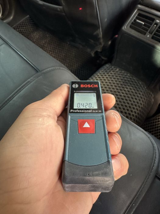 Лазерный дальномер Bosch Professional GLM 20