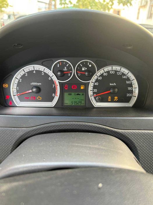 Nexia 3 SOTILADI  mexanika 2021-yil  53000 yurgan xolati a'lo