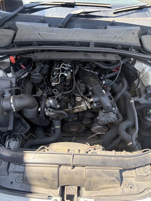 Dezmembrez bmw e90 facelift m pachet