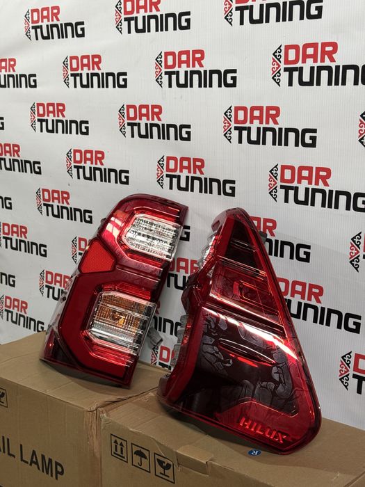 Задний фонарь Hilux