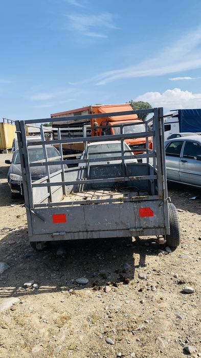 Продам прицеп на лехковую