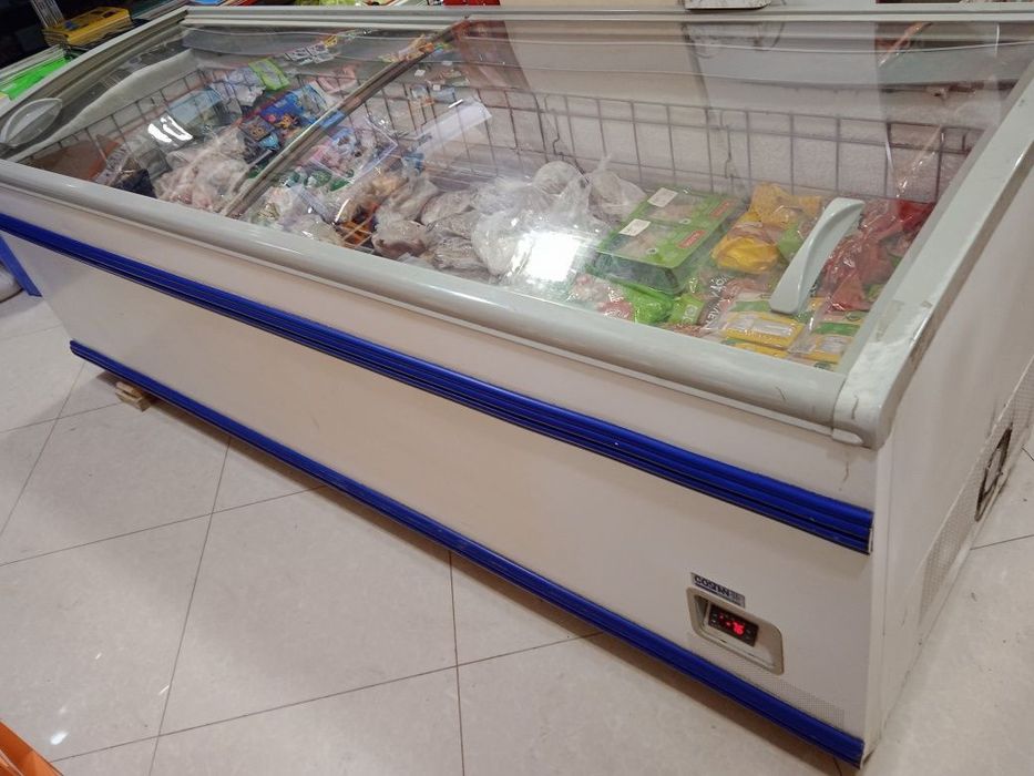 Морозилник Италянский COSTAN сотилади.