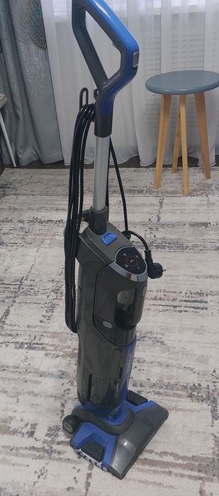 Продам паравой пылесос б/у в отличном состоянии.