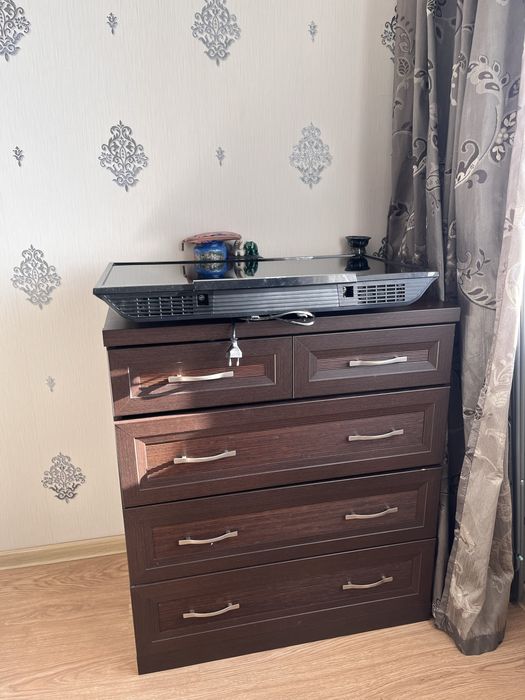 Отдам даром спальный гарнитур