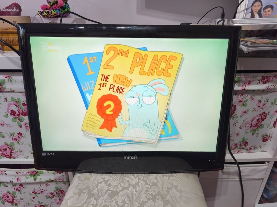 Vând tv/televizor Mitsai 22umts10