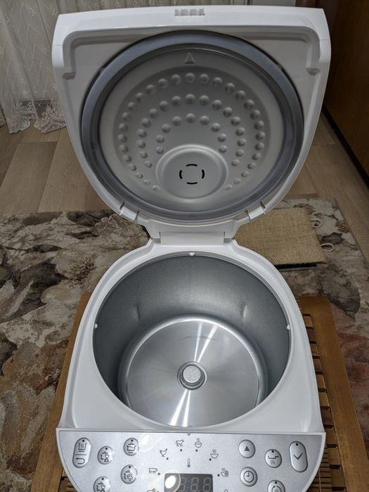 Multi cooker philips