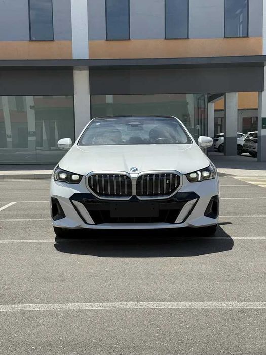 BMW i3 35L halol nasiya+foizsiz rassrochka