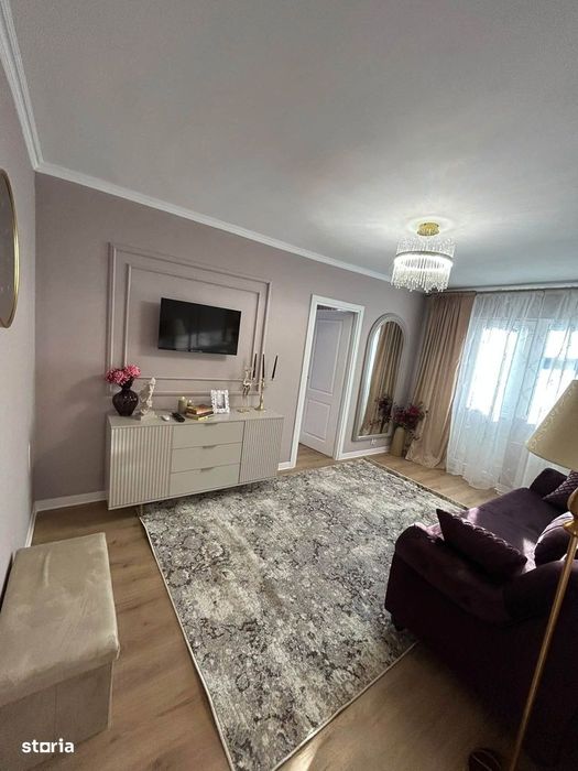 De vanzare apartament cu 2 camere, renovat,mobilat si utilat 53500euro