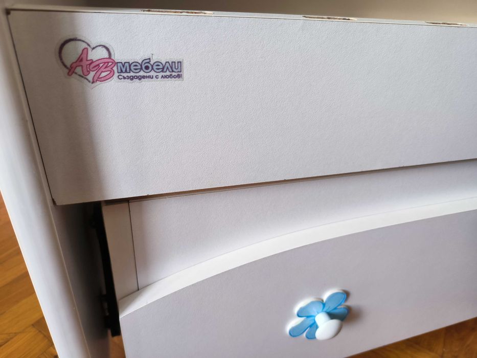 Бебешка кошара-люлка "АВ мебели" + Матрак и голям комплект аксесоари