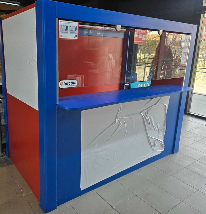 Търговски щанд-каса EasyPay