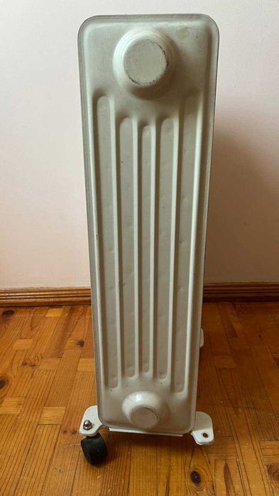 Масляный обогреватель Frelle с таймером и вентилятором