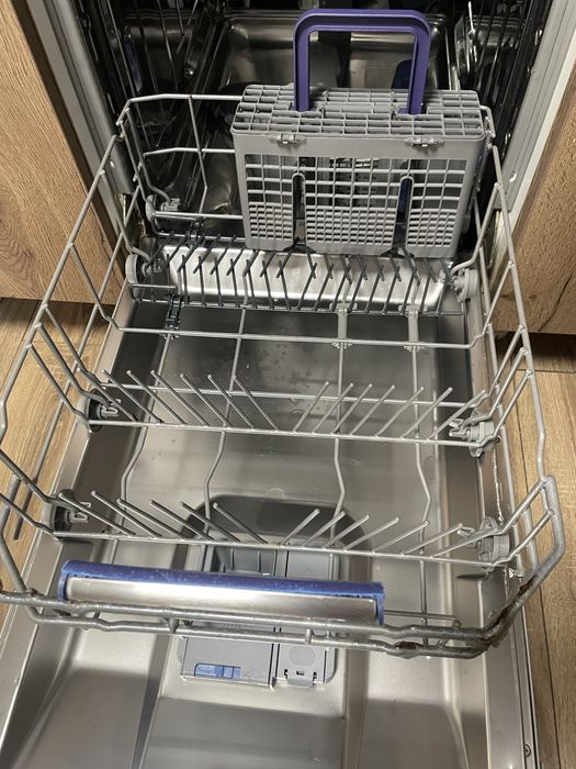 Съдомиялна за вграждане BEKO