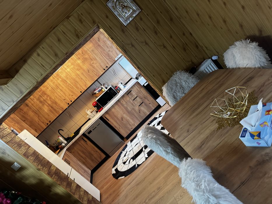 Vanzare casa traisteni valea doftanei