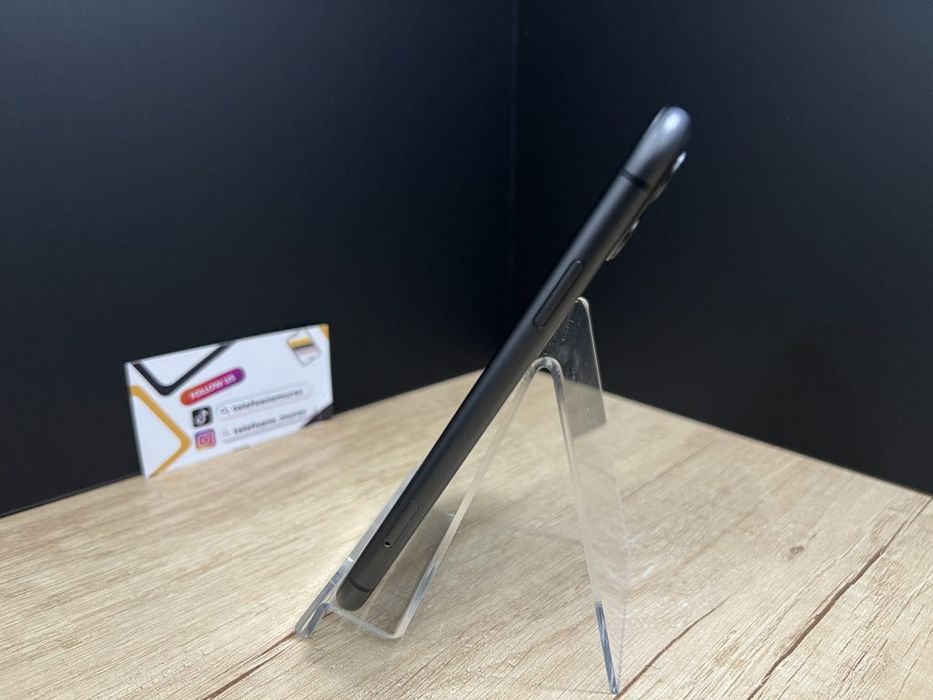 iPhone 11 64Gb Black Second-Hand 3 ani garanție, Telefoane Mures