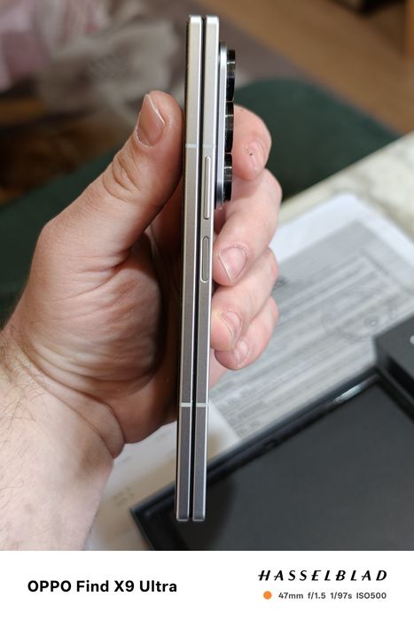 Samsung Galaxy Fold 7 Silver Shadow 256GB Гаранция Технополис!