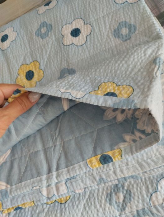 Летние одеяла, 50 шт, по 1500 тг