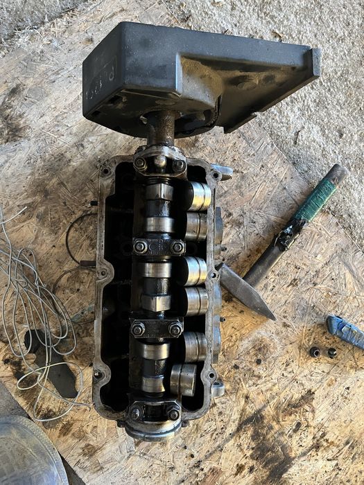 Продам головку на ауди 100