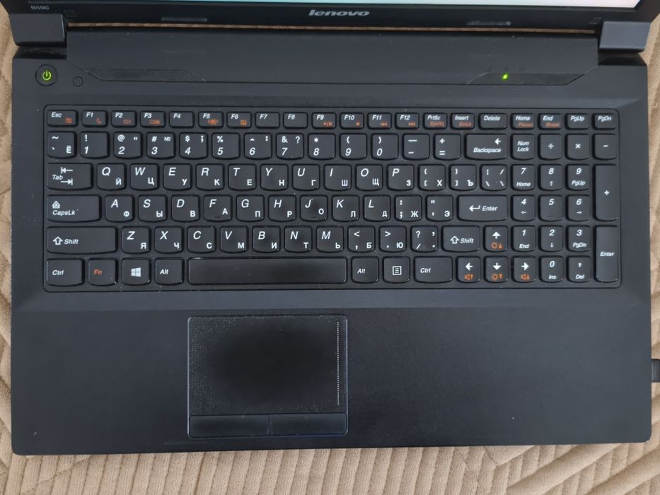 Ноутбук Lenovo B590 (модель 20206).