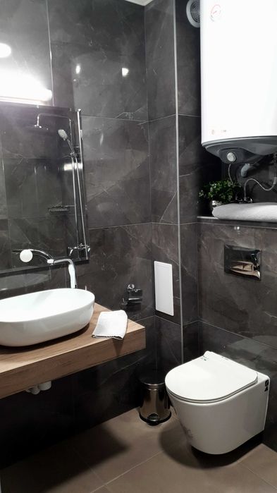 Дава се под наем Двустаен апартамент в Варна, Базар Левски - 72 кв.м за 130000 € - Снимка #3