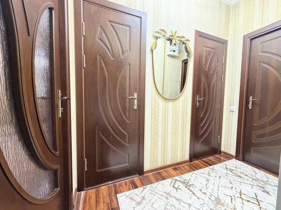 Чиланзар-7 кв 2/4/4.46м2 Срочно продам квартиру срочно