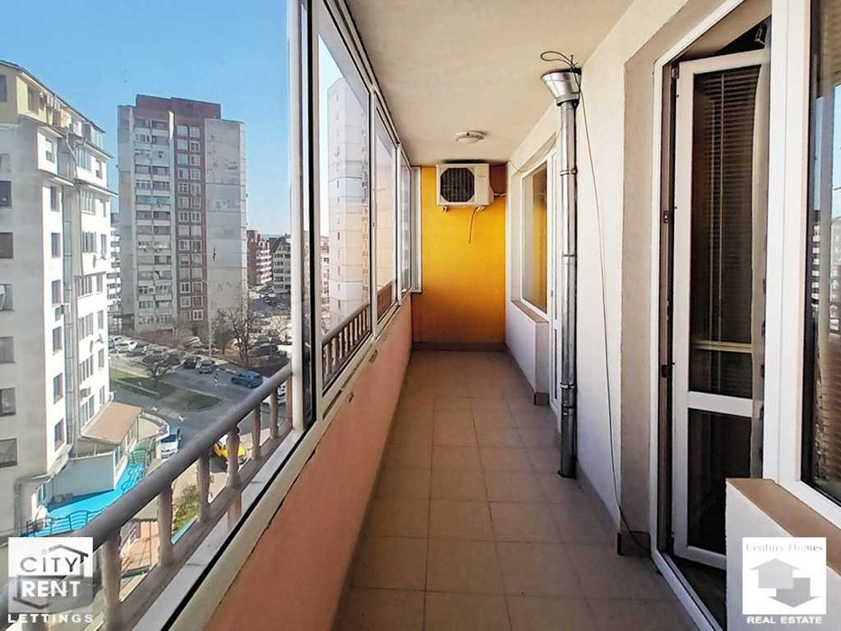 104988 Обзаведен тристаен апартамент в широкия център на В. Търново