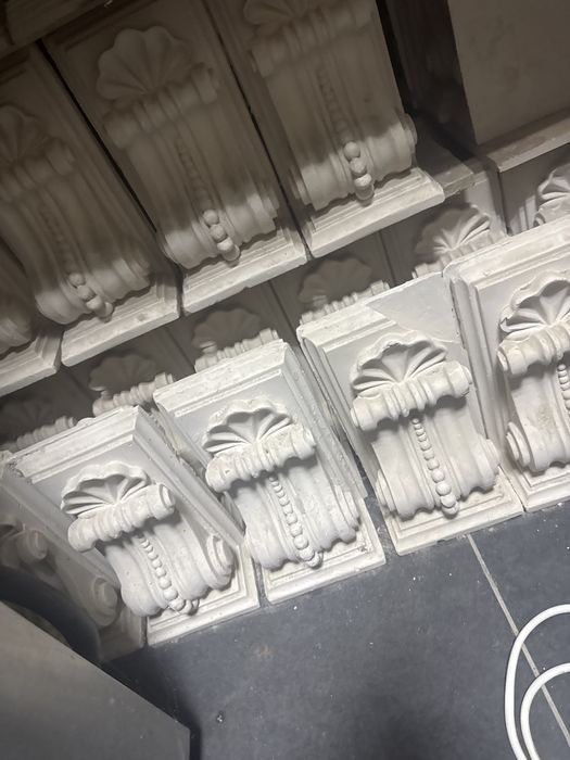 Галтел карниз из гипса лепнина