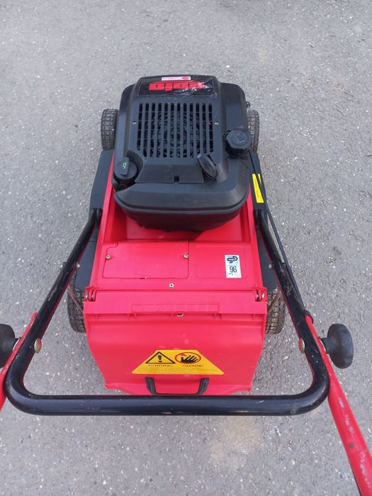 Masina tuns iarba   SOLO