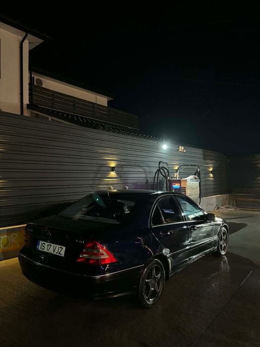 Mercedes Benz C220 CDI W203