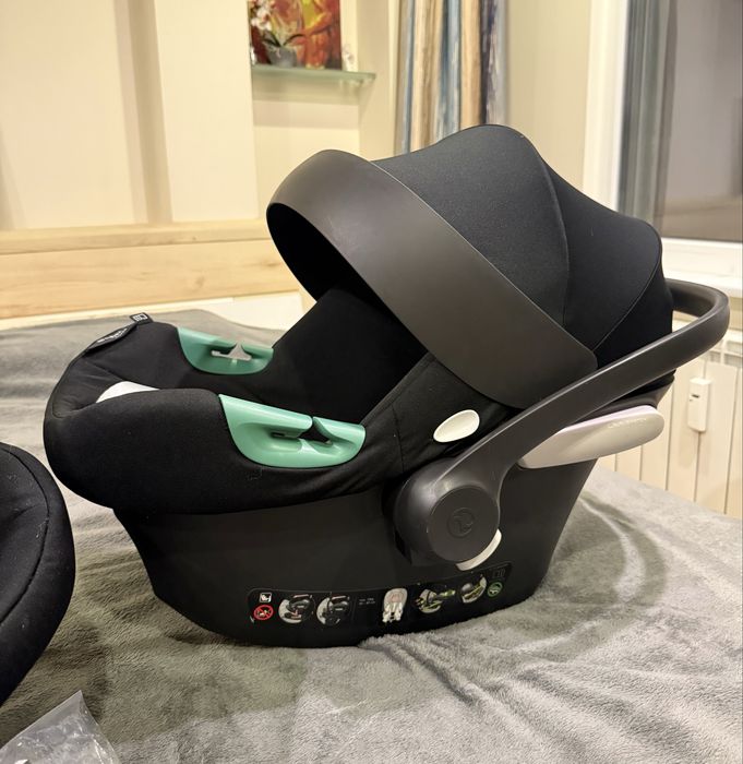2 броя столчета за кола Cybex Aton B2 i-Size, цвят Volcano Black