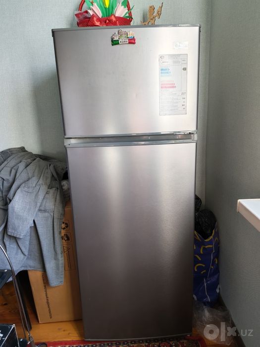 Холодильник  Midea