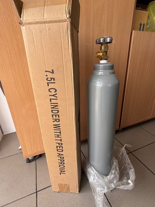 Бутилка стоманена за технически газове