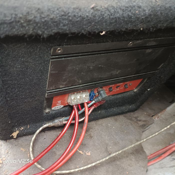 Продам Сабвуфер.