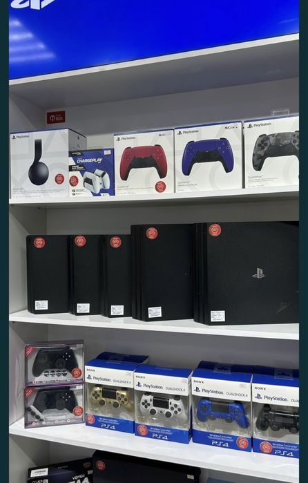 PlayStation 4 Slim