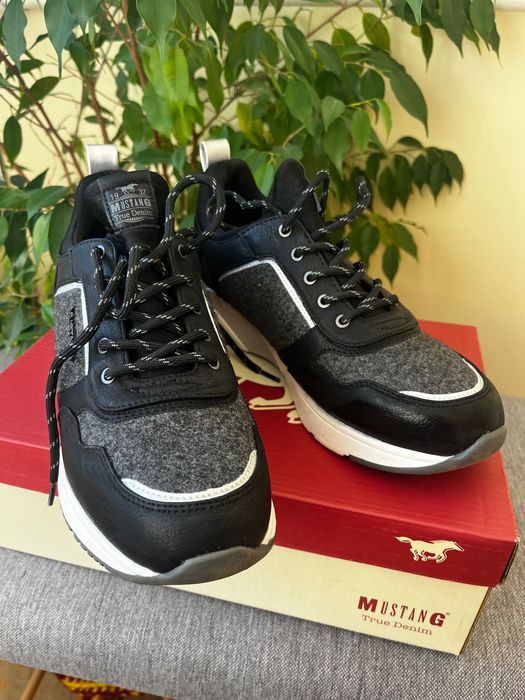 Маратонки/сникърси