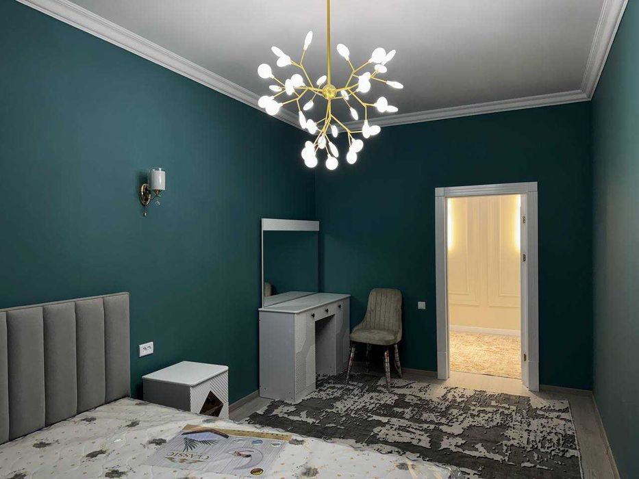 Продаётся 2х комн квартира на 5 этаже Ор-р  6 микрорайон Чинор Молл