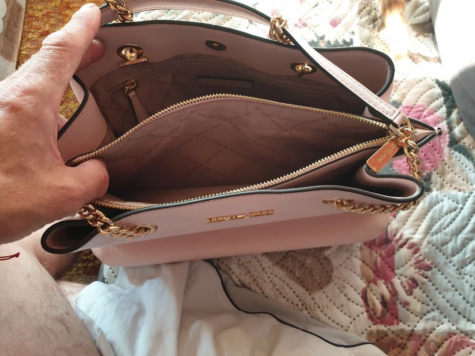 Чанта Michael kors